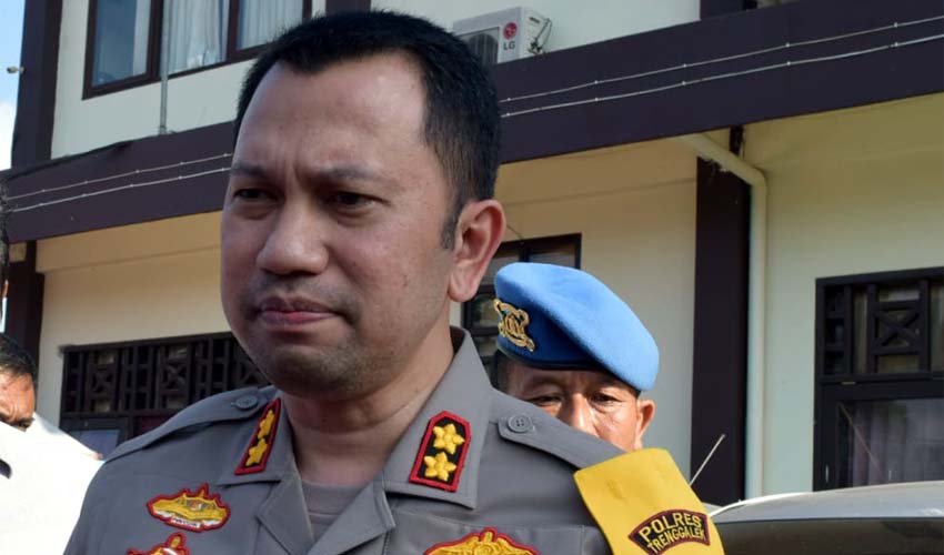 Kapolres Trenggalek AKBP Jean Calvijn Simanjuntak