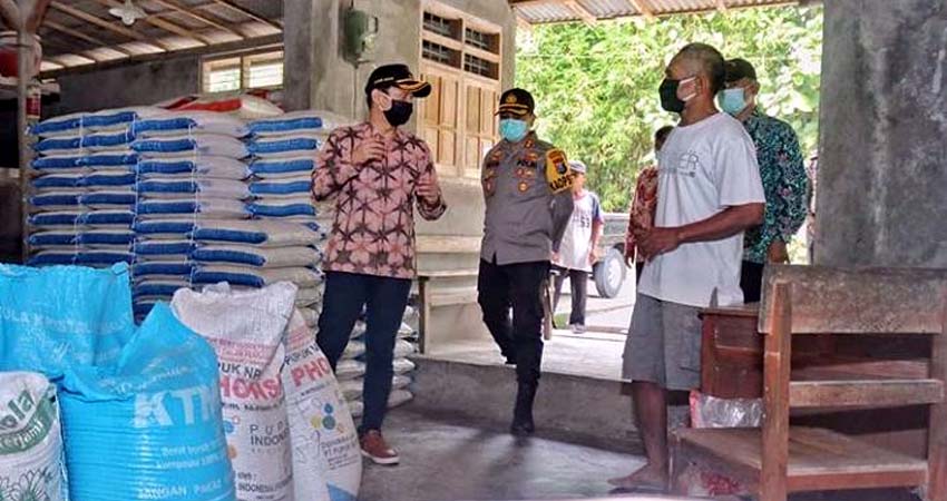 Pastikan Stok Pangan Tercukupi, Bupati Sidak Tempat Penggilingan Padi