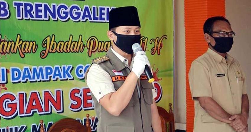 Bupati Trenggalek Kembali Salurkan Ribuan Sembako ke PGRI