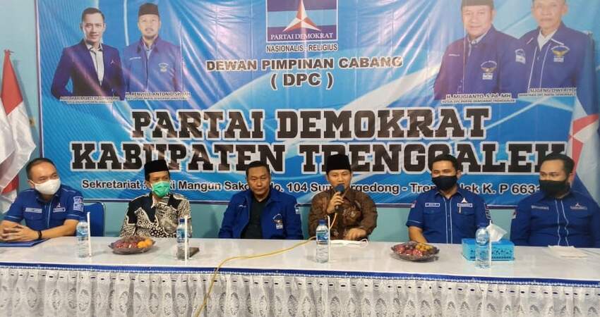 Suasana monitor tim satgas DPP Partai Demokrat di Kabupaten Trenggalek bersama calon bupati Mochamad Nur Arifin.