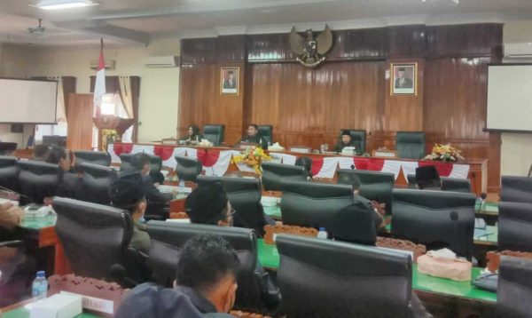 Sah. Pergeseran Alat Kelengkapan DPRD Trenggalek Resmi Dilakukan