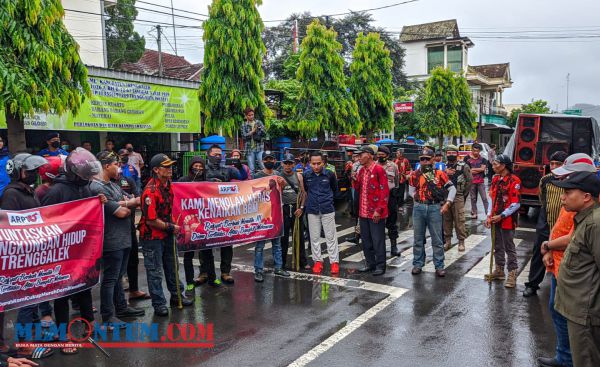 Sikapi Isu Lingkungan Hidup dan BBM, Aliansi Rakyat Peduli Trenggalek Sampaikan Lima Tuntutan