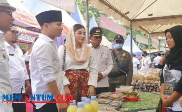 Mening Deh di Kecamatan Gandusari, Bupati Trenggalek dan Istri Ajak Masyarakat Manfaatkan Kemajuan Teknologi