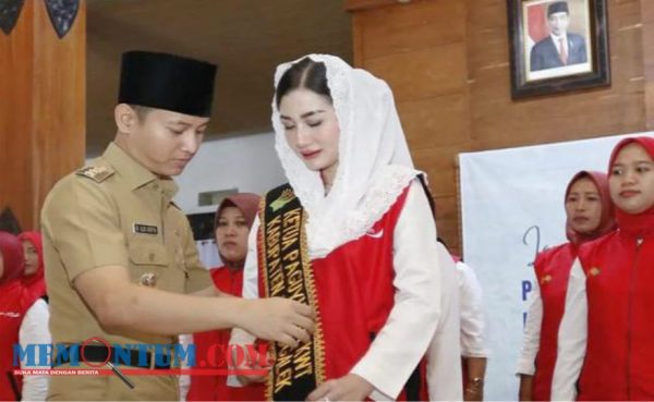 Mas Ipin Kukuhkan Ketua TP PKK sebagai Ketua Paguyuban Kelompok Wanita Tani Sarinah